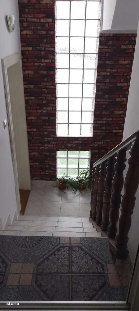 Casa individuala in Fagaras, 5 camere+bucatarie - Imagine principală: 1/8