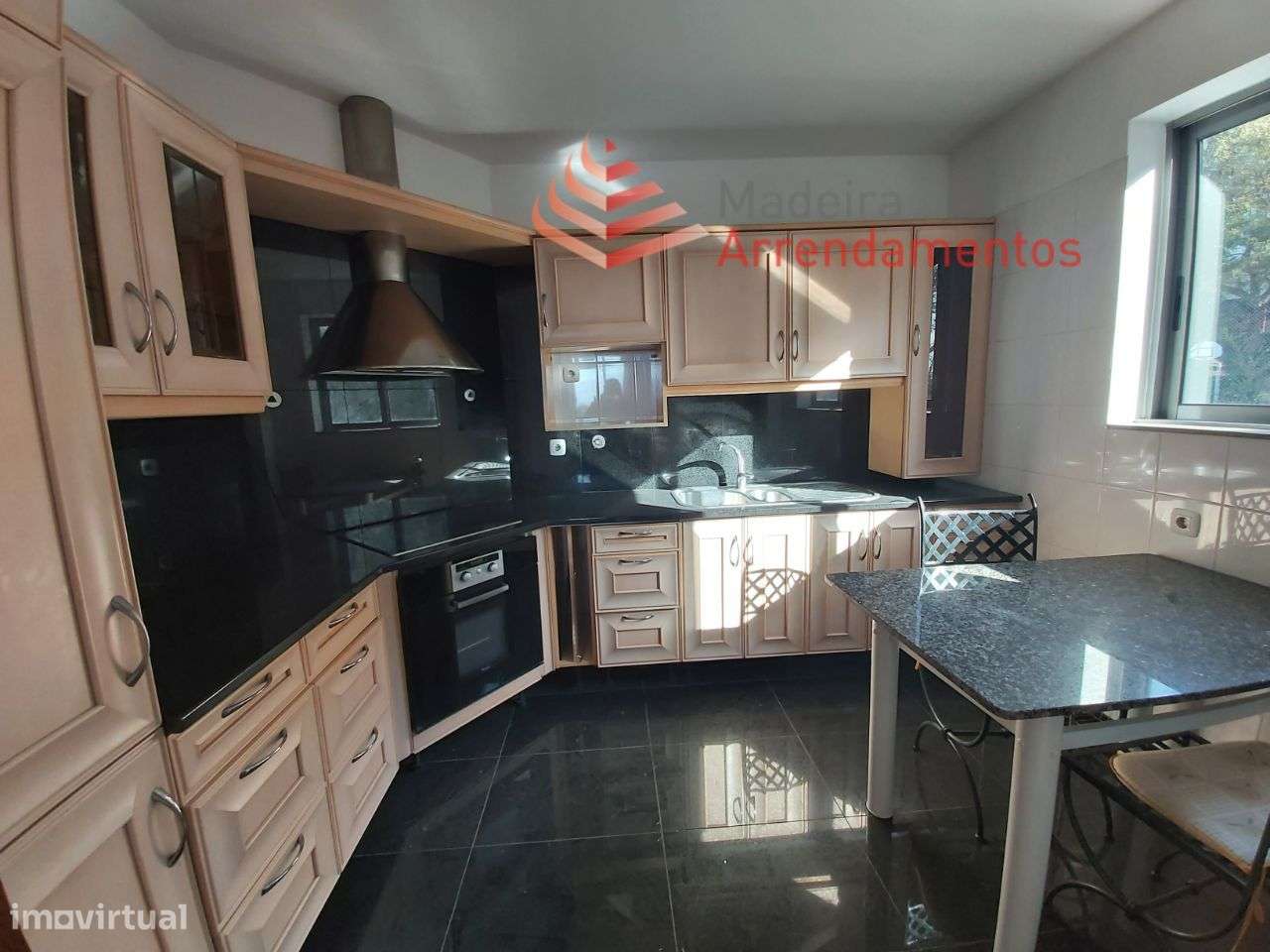 Apartamento T1 em Funchal - Grande imagem: 4/20