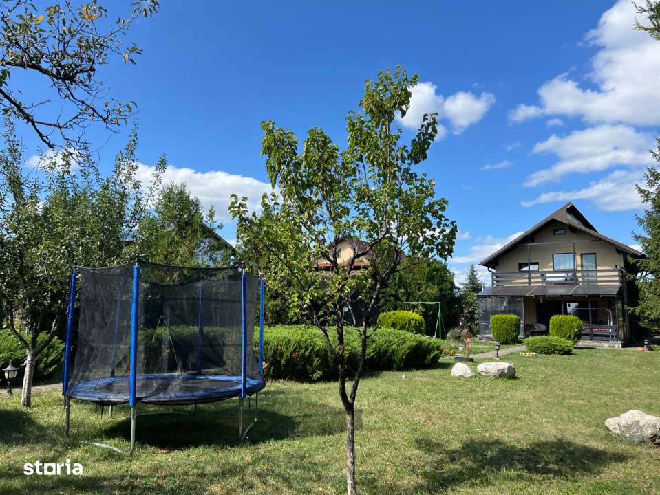 Vila de vanzare Brebu Prahova – S+P+E+M, 193 mp construiti, curte ge-2