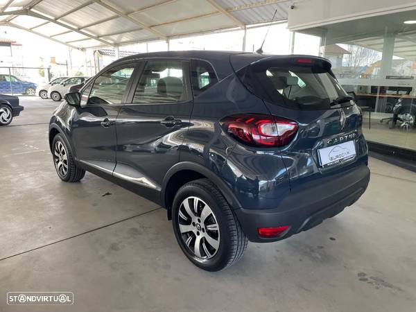 Renault Captur 0.9 TCE Exclusive - 3