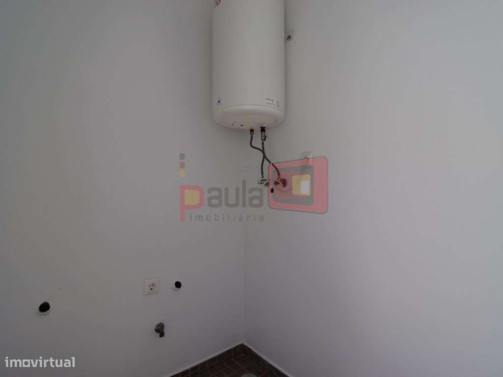 MORADIA TÉRREA T2 - MONTIJO CENTRO-12