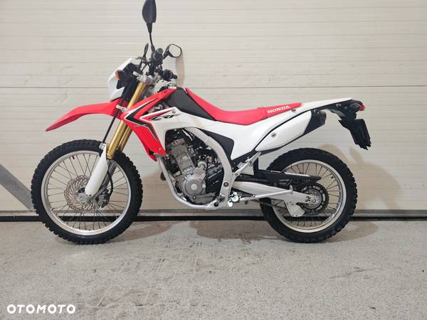 Honda CRF - 6