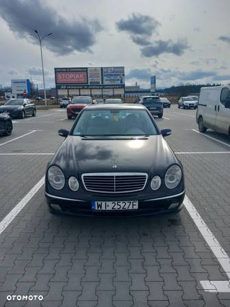 Mercedes-Benz Klasa E 320 CDI T Avantgarde - 16