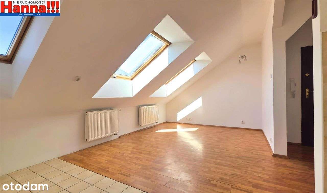 32m2+14m2 skosy. Blisko plaży. Tramwaju. Wolne.-1