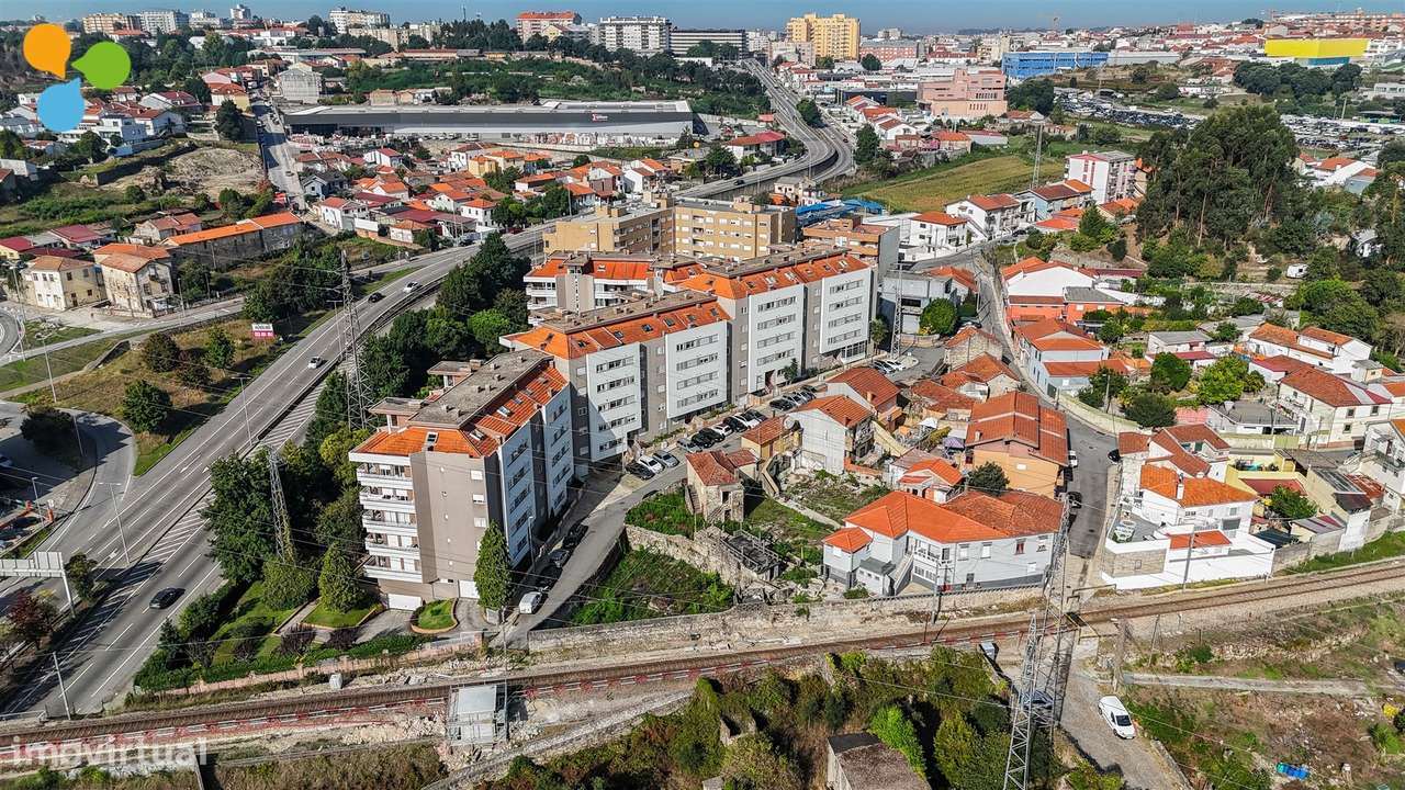 Moradia em Pedra para Recuperar com 630 m² de Terreno – Rio Tinto-25