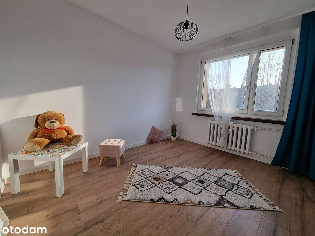 | Rynek | Blok | Winda |Balkon | 3x pokój | NOWE | AGD |-3