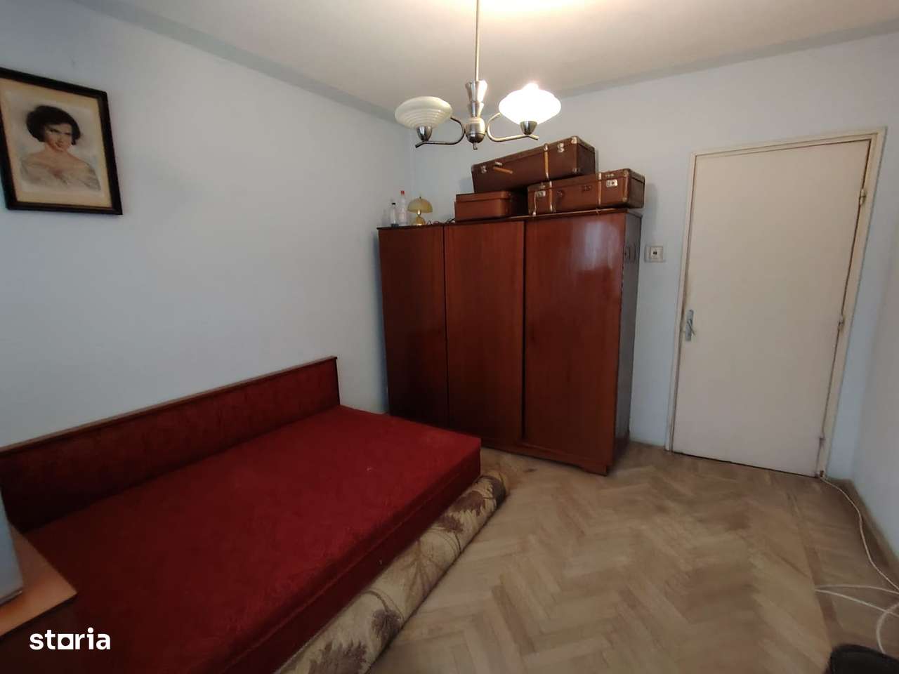 Pret redus!!!Ap 2 camere cauta sa fie modernizat- Micro 9-6