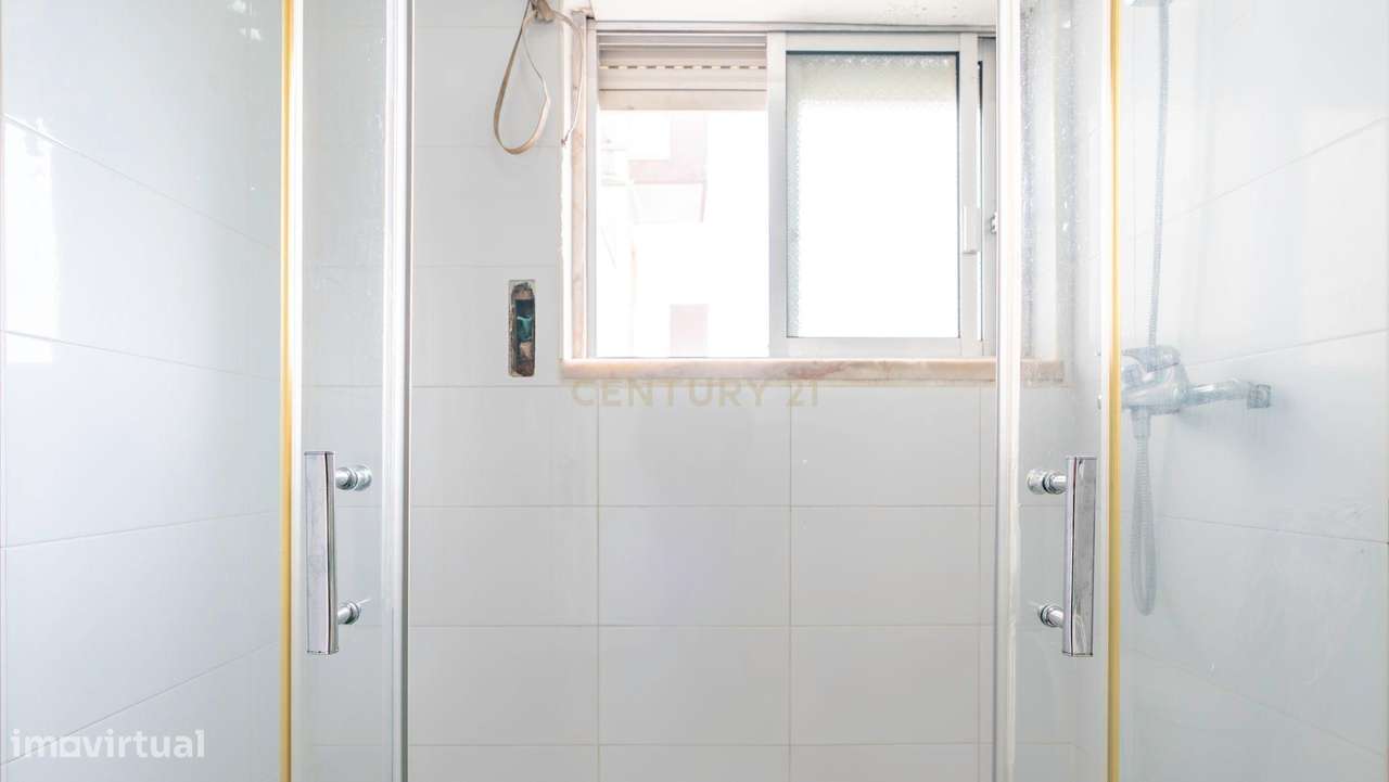 Apartamento T2 em Odivelas, Póvoa de Santo Adrião-25