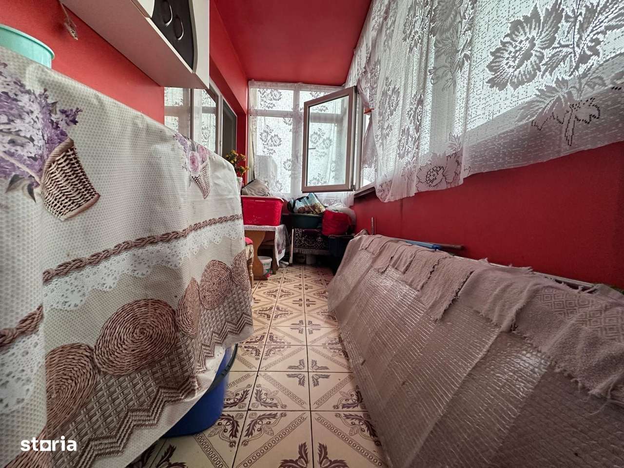 Apartament spațios cu 4 camere de vânzare!-14