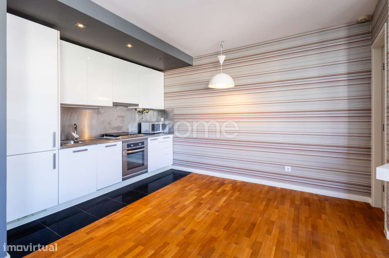 T1 Charmoso Próximo às Amoreiras com Estacionamento-8