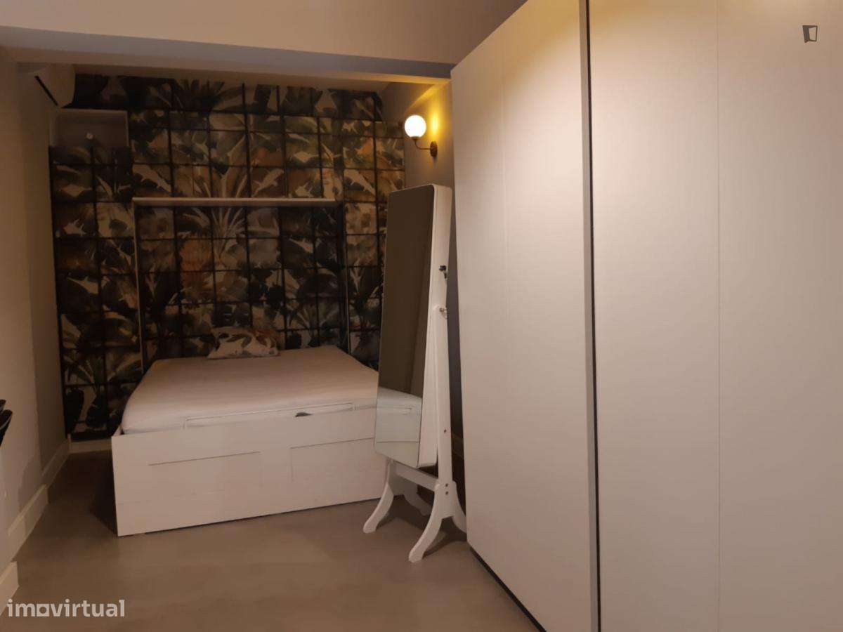 Apartamento com 1 quartos - localizado em Linda-a-Velha Lisbon - Grande imagem: 5/10