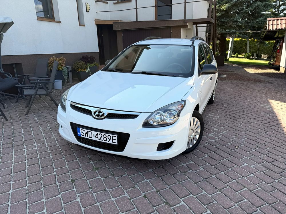 Hyundai i30 I (2007-2012) i30cw 1.4 Edition Plus 2009