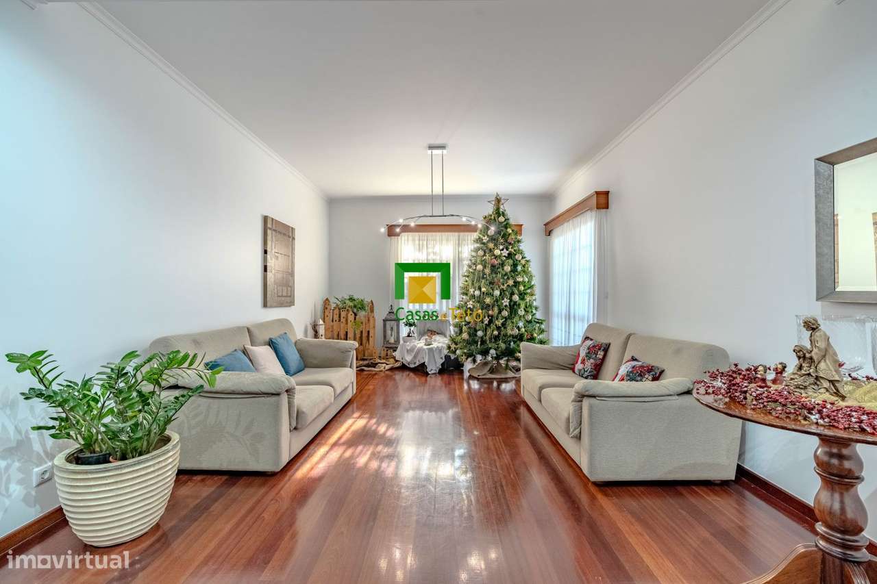 Moradia T3 - Câmara de Lobos - Grande imagem: 5/48