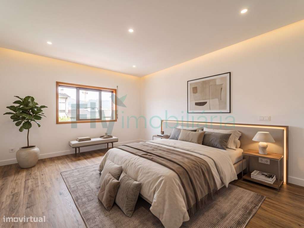 Excelente Apartamento T4 com Suite e Lugar de Garagem para 2 Carros-18
