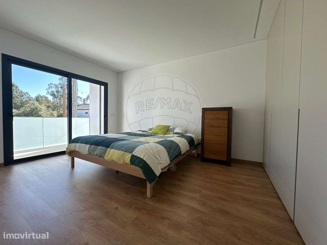 Moradia T4 para venda-7