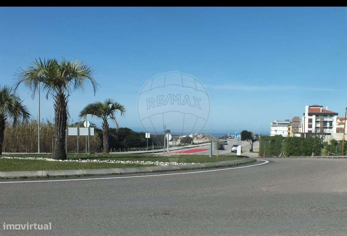 Terreno  para venda - Grande imagem: 2/12