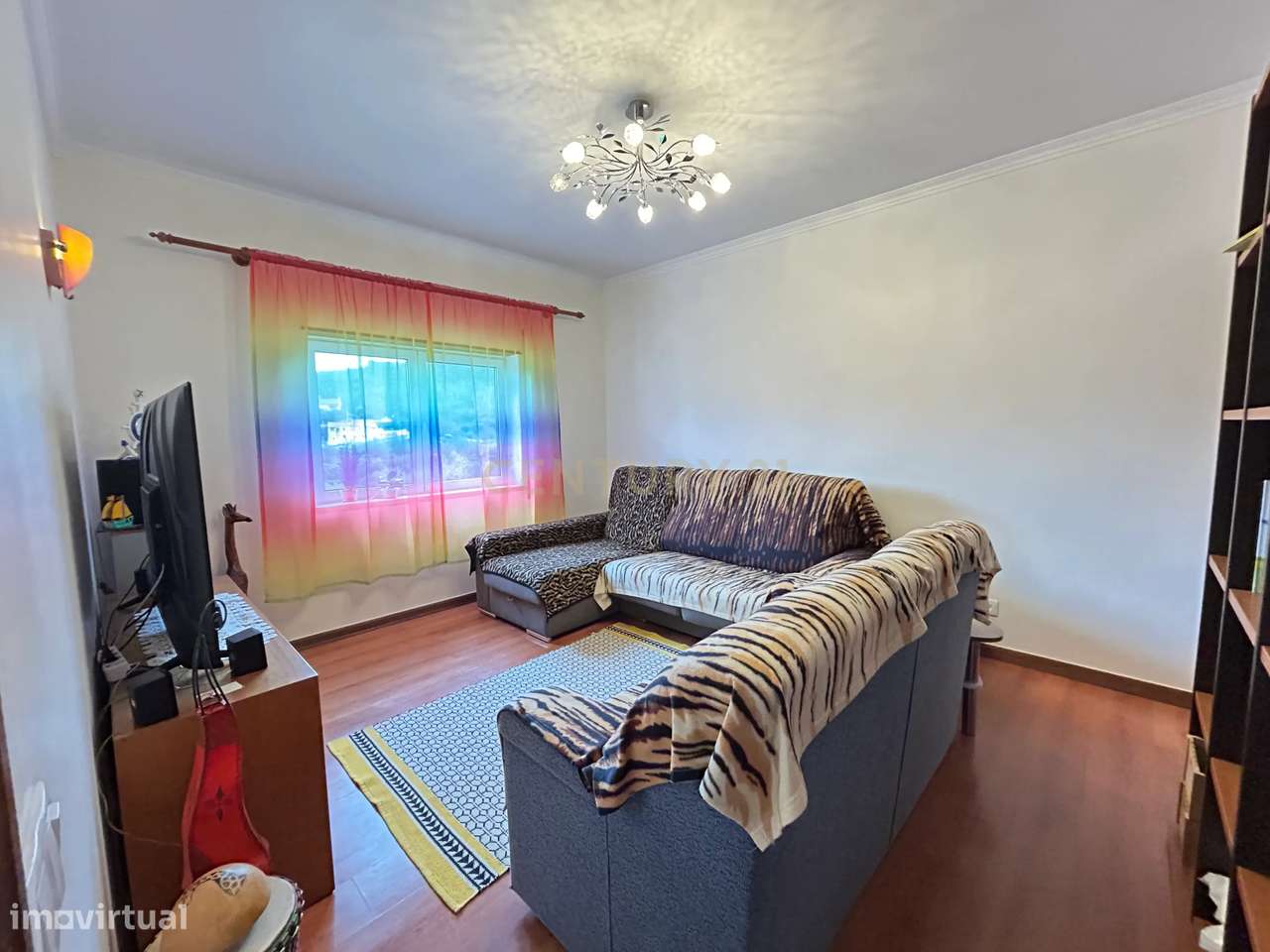 Moradia Independente de 2 Andares – Excelente Exposição Solar (Sul)-6