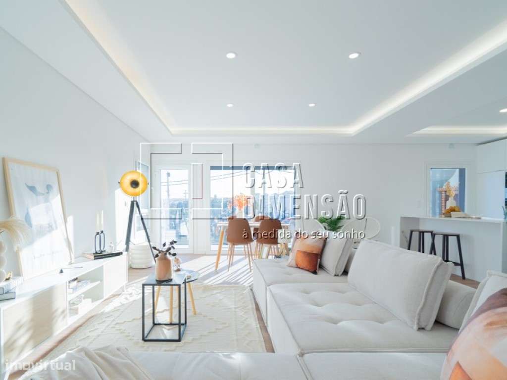 Moradia de tipologia T4+2 na melhor zona da Sobreda, com Piscina, G...-5