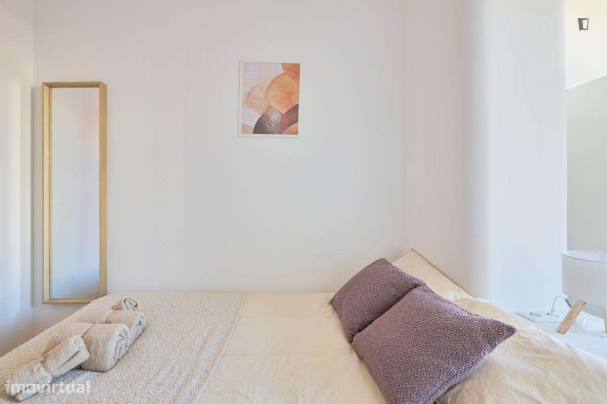 Quarto - localizado em Alameda Lisbon - Grande imagem: 3/8