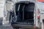 Ford Transit Courier - 32
