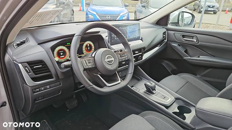 Nissan Qashqai 1.3 DIG-T mHEV N-Connecta Xtronic - 10