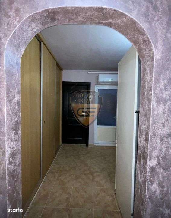 Apartament 3 camere decomandat, parcare, centrala gaze, aer conditiona - Imagine principală: 4/19