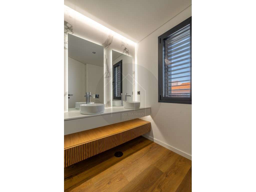 Moradia T4 com Piscina, design moderno, em Vila Nova de Gaia-28