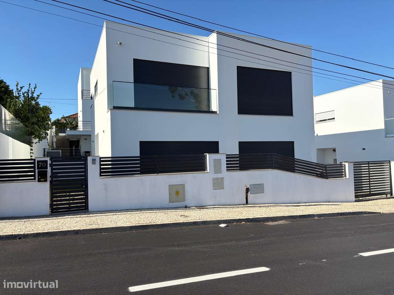 Moradias T3 com jardim e piscina em Sintra parqueamento para 2 carros - Grande imagem: 2/13