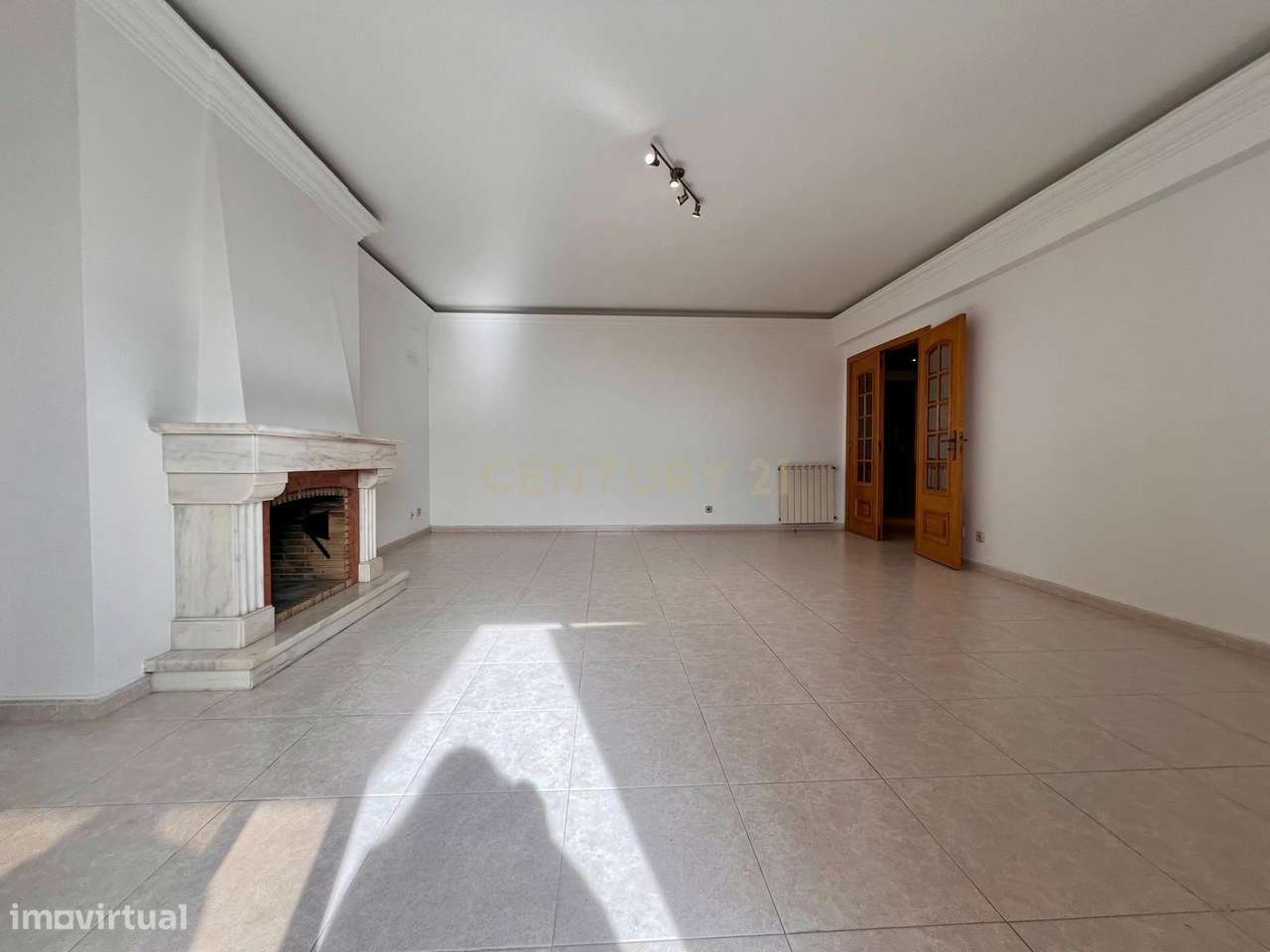 Apartamento T3 com Vista Mar em Localização Privilegiada - Grande imagem: 4/34