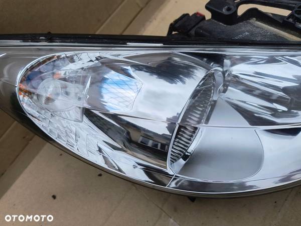 LAMPA REFLEKTOR PRAWY DEPO 08-550-1140R PEUGEOT 207 EU - 3