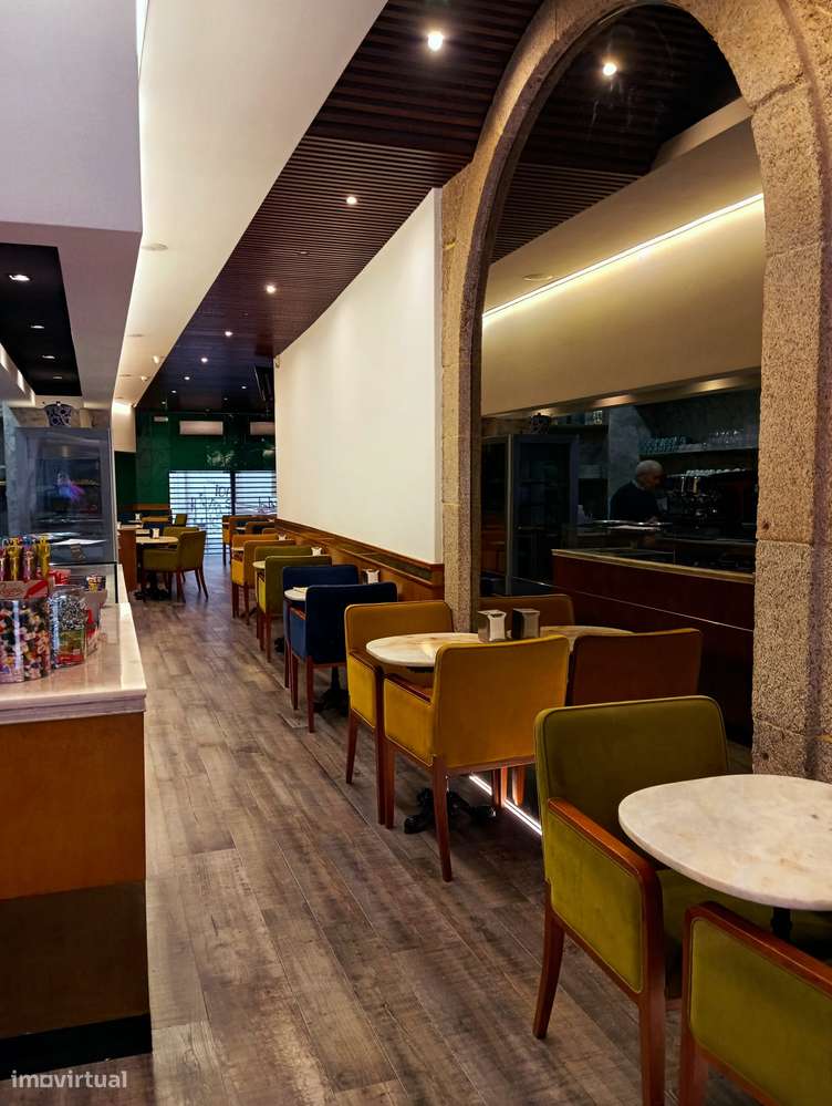 ESPAÇO COMERCIAL (Pastelaria) - Centro Histórico de Barcelos - Grande imagem: 5/14