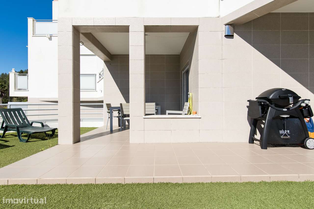 Apartamento T2 logradouro piscina vista mar e vila Sesimbra - Grande imagem: 5/48