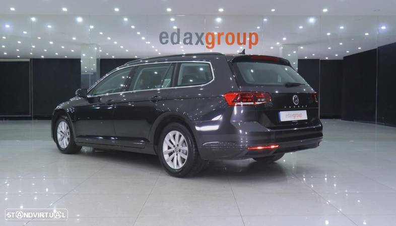 VW Passat Variant 2.0 TDi Business DSG - 4