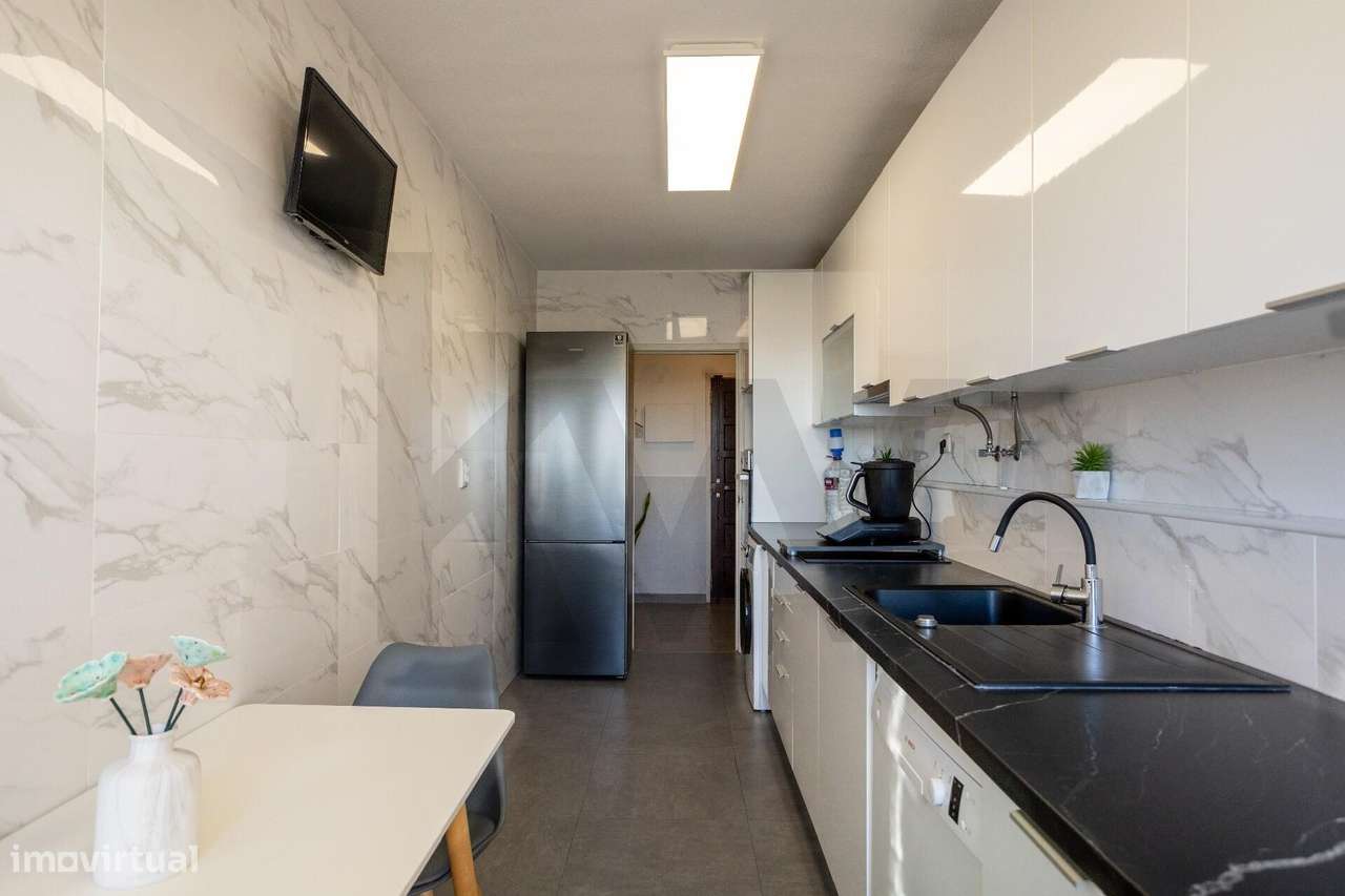 T4 com vista panorâmica e Arrecadacao - Grande imagem: 5/35