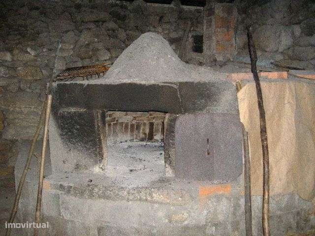 Quinta em Chaves Terreno 50 Ha (500 mil M2) Construção 1.593 m2-10