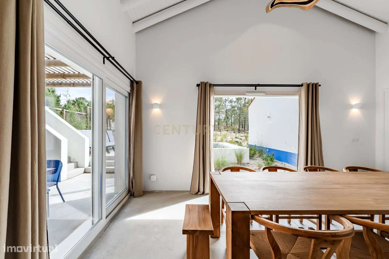 Construção Nova | Moradia de luxo T4 com Terraço, Piscina e Design Con-11
