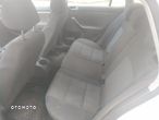 Volkswagen Golf V 1.9 TDI Comfortline - 10