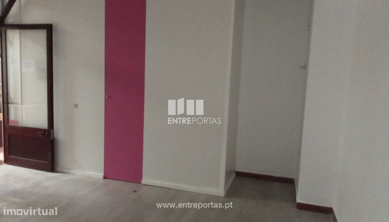 Loja no centro da vila para venda, Vila Praia de Âncora, Caminha - Grande imagem: 4/11