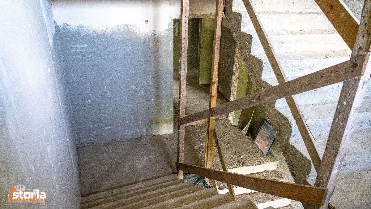 Snagov, Teren + Cladire de 4200 Mp, Utilitati, Ideal Investitie-11