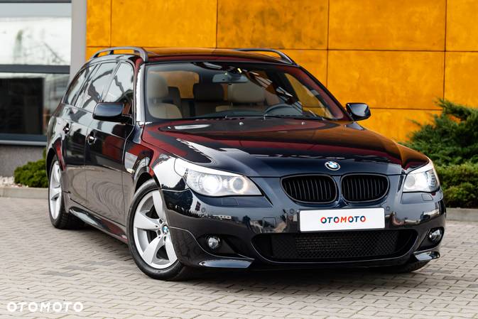 BMW Seria 5 525d Touring - 9