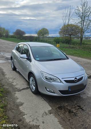 Opel Astra IV 1.6 Enjoy - 2