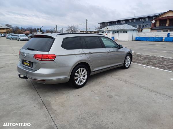 Volkswagen Passat Variant 2.0 TDI (BlueMotion Technology) Comfortline - 13