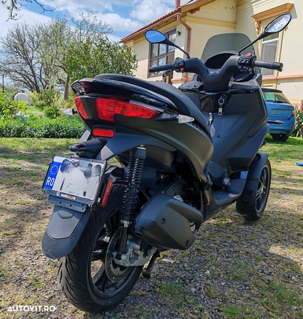 Piaggio MP3 300 HPE - 3