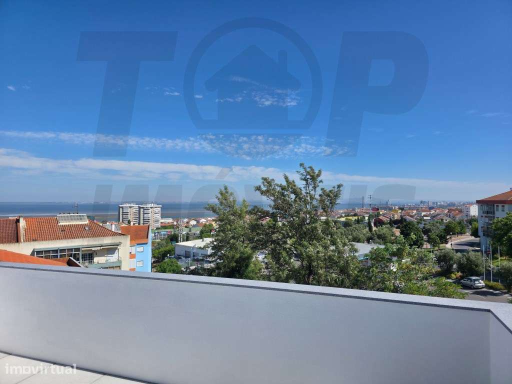 Apartamento T3 - Garagem - Vale Figueira - 575.000€-11