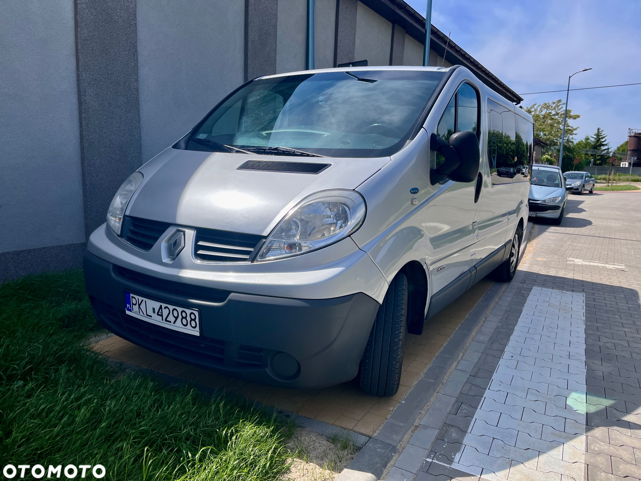 Renault Trafic - 2