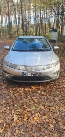 Honda Civic 1.8 Comfort - 9