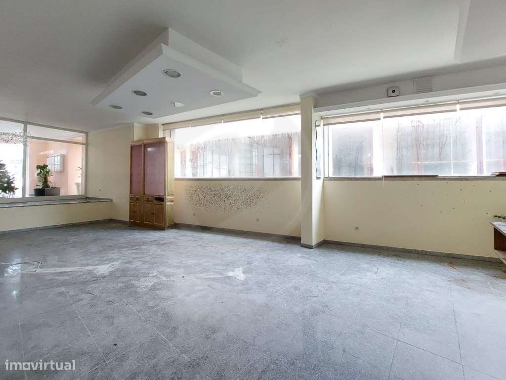 Loja no Centro Histórico de Vila do Conde - Grande imagem: 4/25