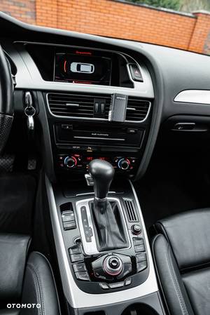 Audi A4 Allroad 2.0 TFSI Quattro S tronic - 28