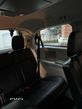 Chrysler Town & Country - 10