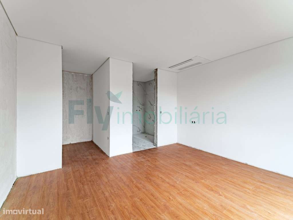 Apartamento T3 com excelente áreas em Lousada-17